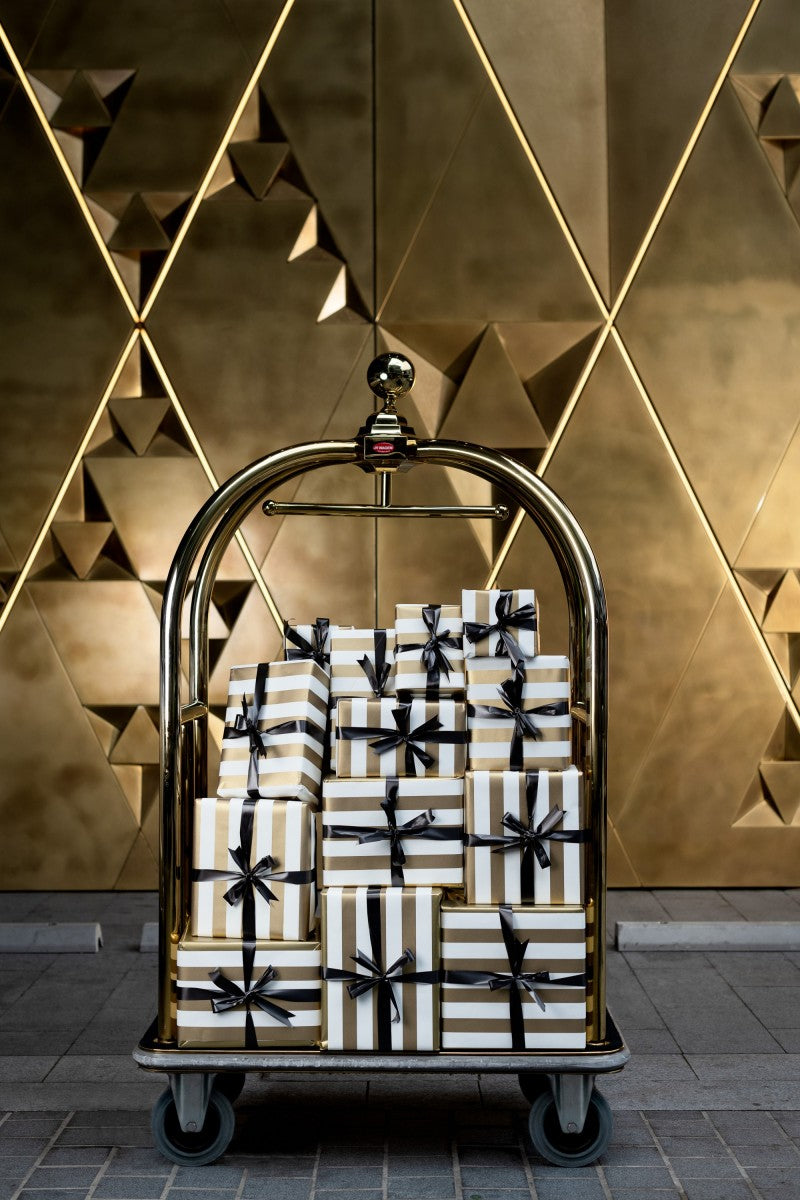 Load image into Gallery viewer, Wagen Heritage Bellboy 5 Star Trolley